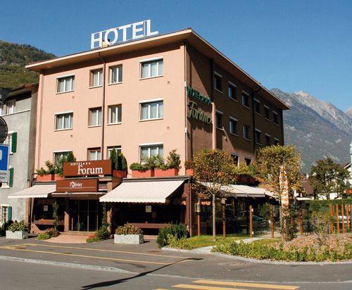Hotel Forum Martigny Exterior photo